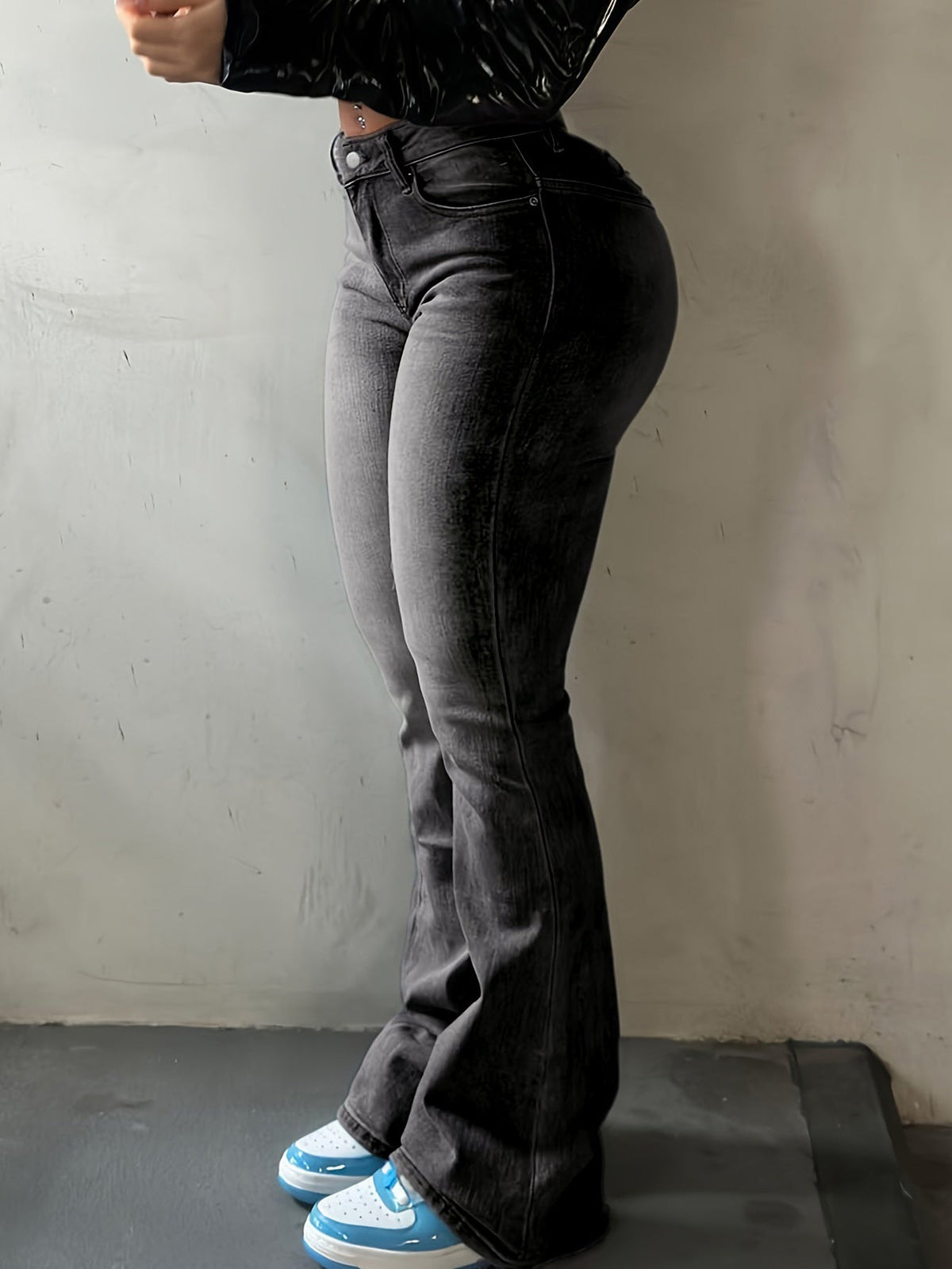 Women's Slim Fit Printed Flare Jeans – Y2K Streetwear - Black